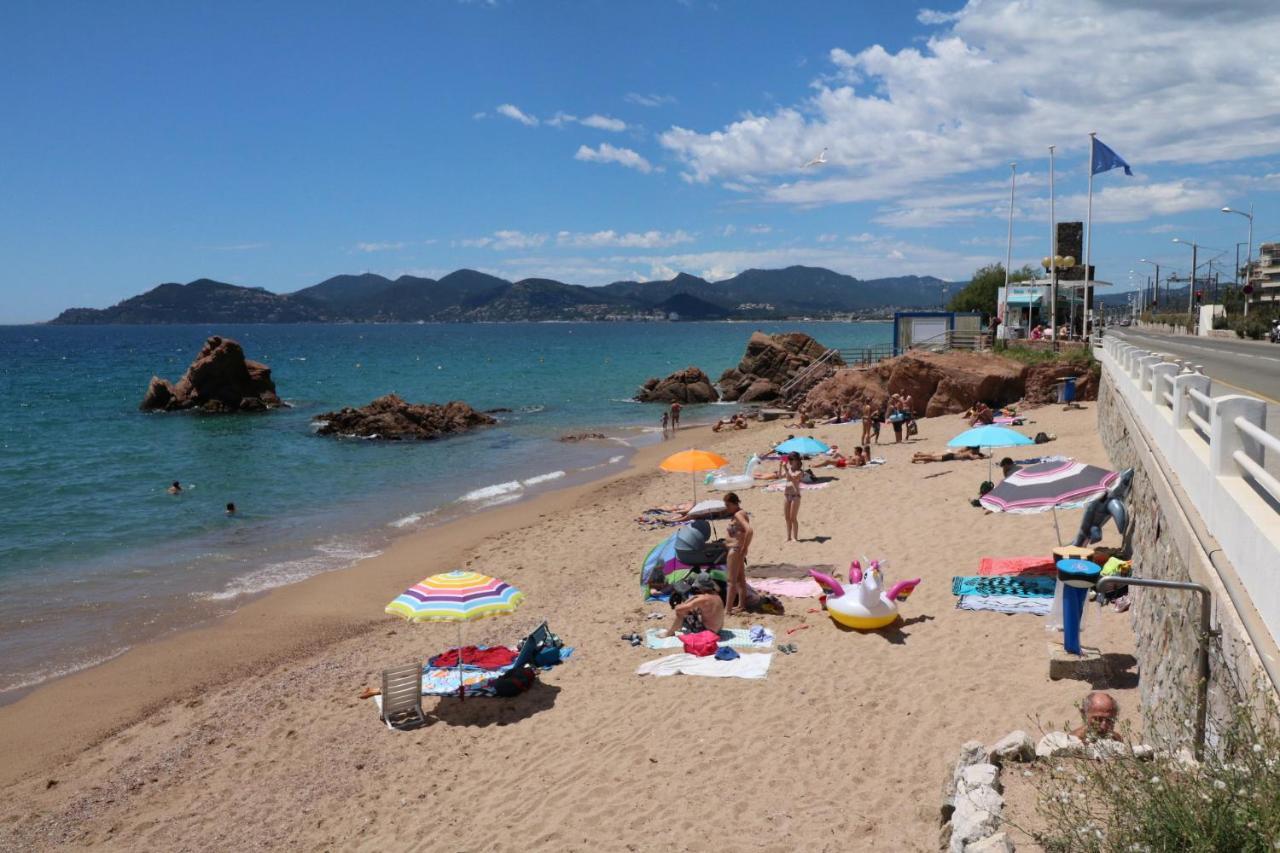 Studio With Beautiful Sea View And Direct Beach Access Cannes Dış mekan fotoğraf